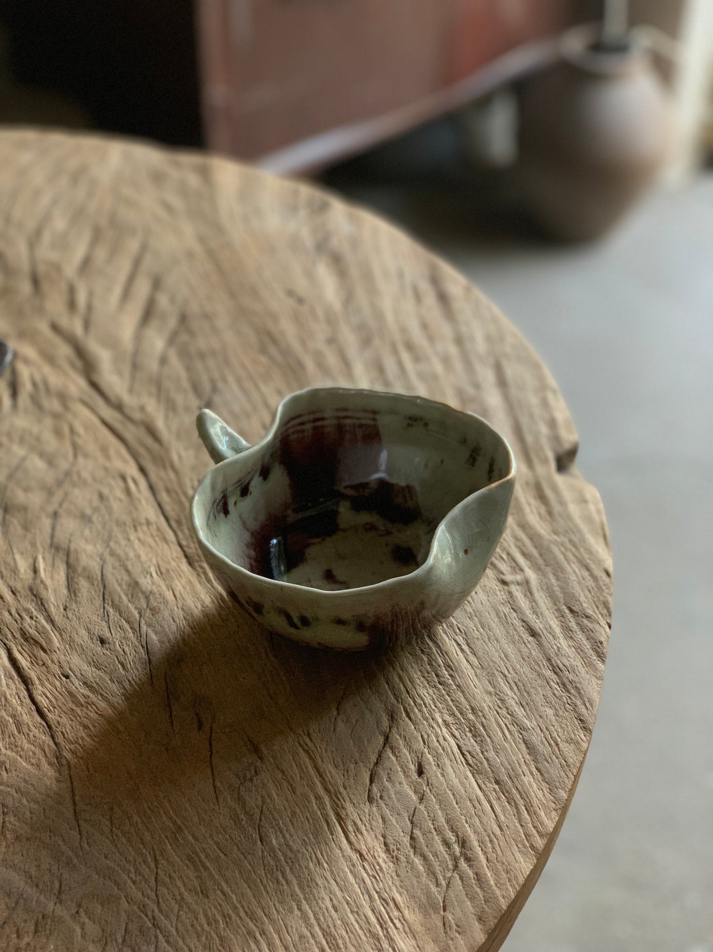 Small Apple-shaped Ceramic Bowl