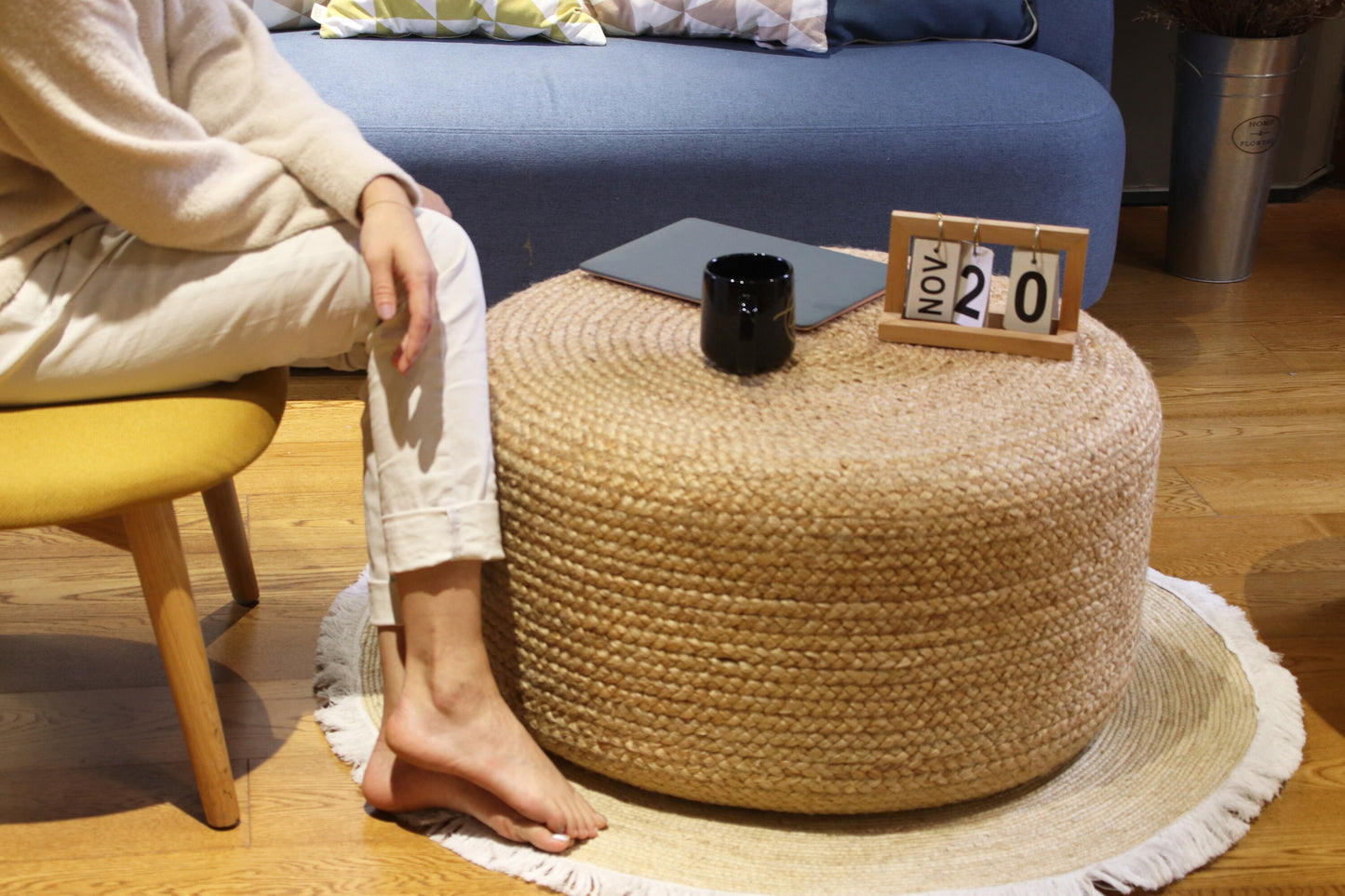 Custom size chic brown round jute coffee table