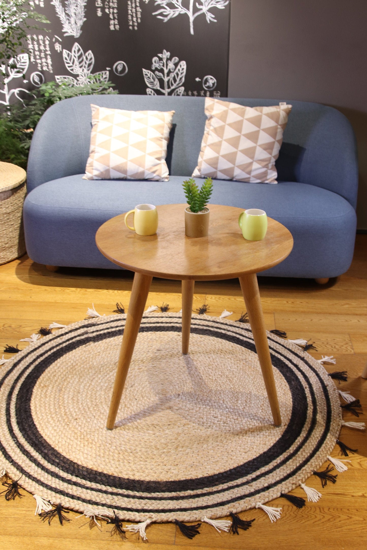 CUSTOM round brown and black woven jute rug with tassels