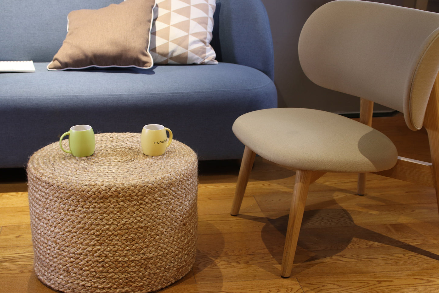 Custom size chic brown round jute floor cushions /side table