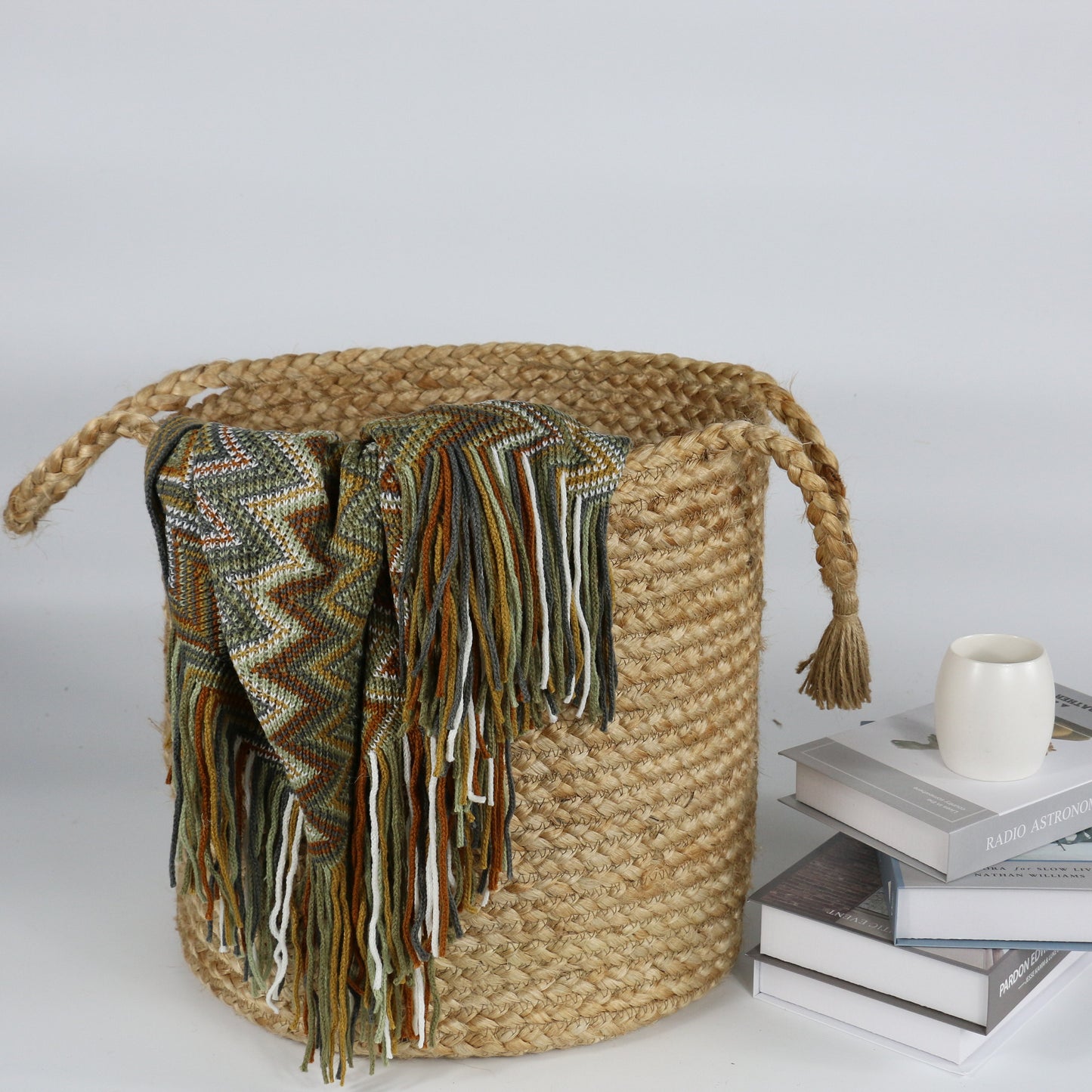 Large strong jute baskets with tassels