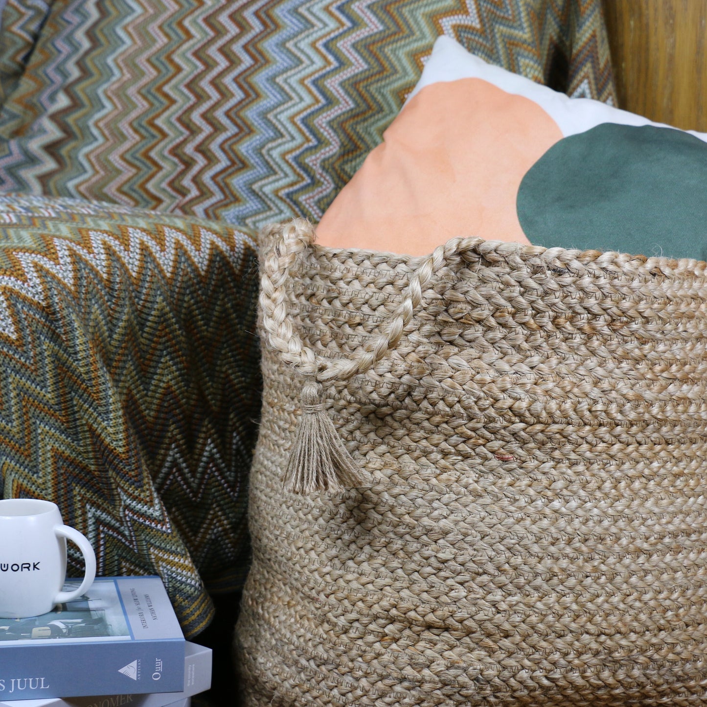 Large strong jute baskets with tassels