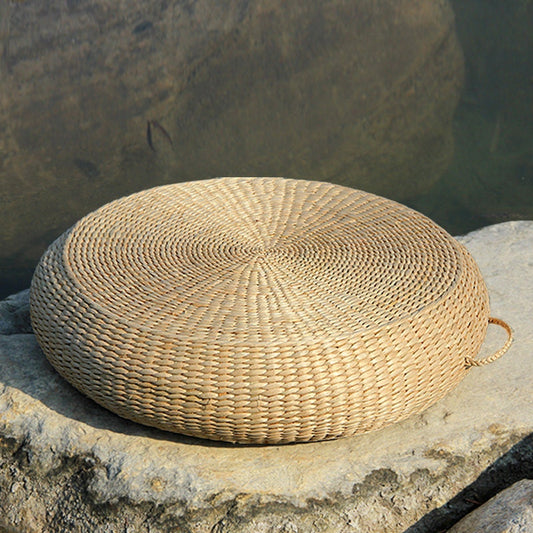 Straw round floor cushion with handle